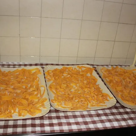 Pierina كاستروكارو تيرمي