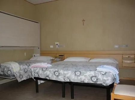 Pierina Hotel 3*